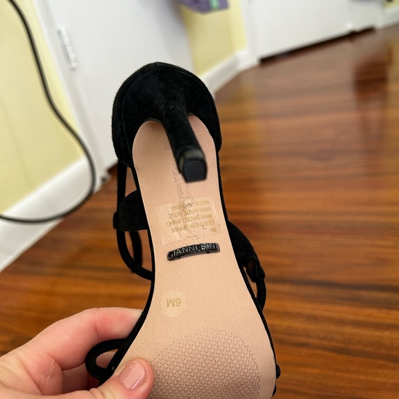 Gianni Bini Black High heels - Picture 5 of 5